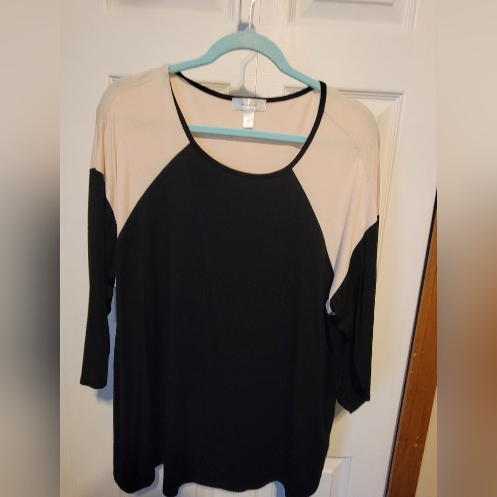 EUC Dressbarn Women's Size 1X, 3/4 Sleeve Top, 95% polyester